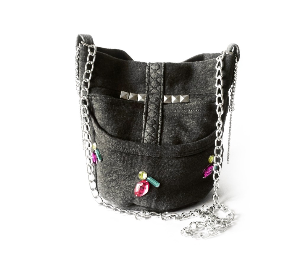 Sac seau sweat et&nbsp;strass