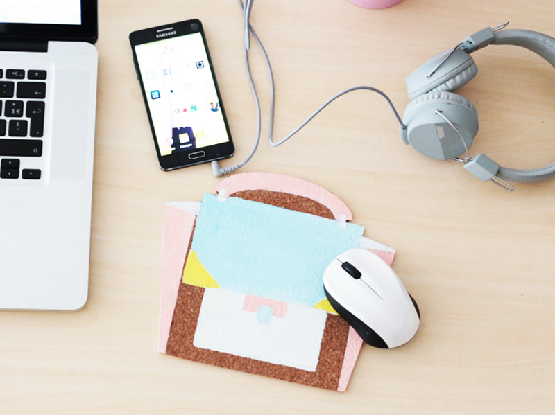 DIY déco : un tapis de souris sac à&nbsp;main